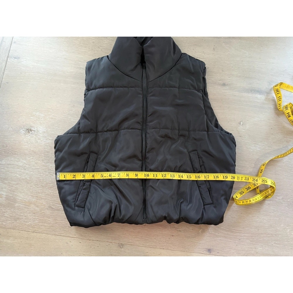 AUTOMET Women's Black Zipper Front Puffer Vest with Pockets - Picture 5 of 7